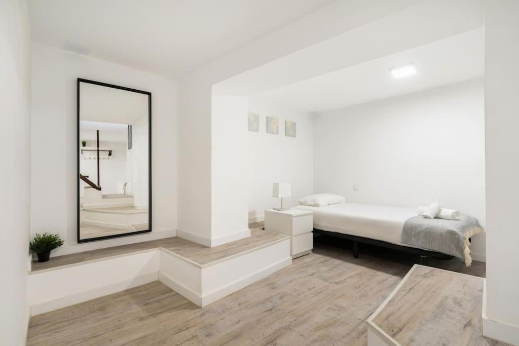 Charming Flat In Madrid-Rio Lejlighed Eksteriør billede